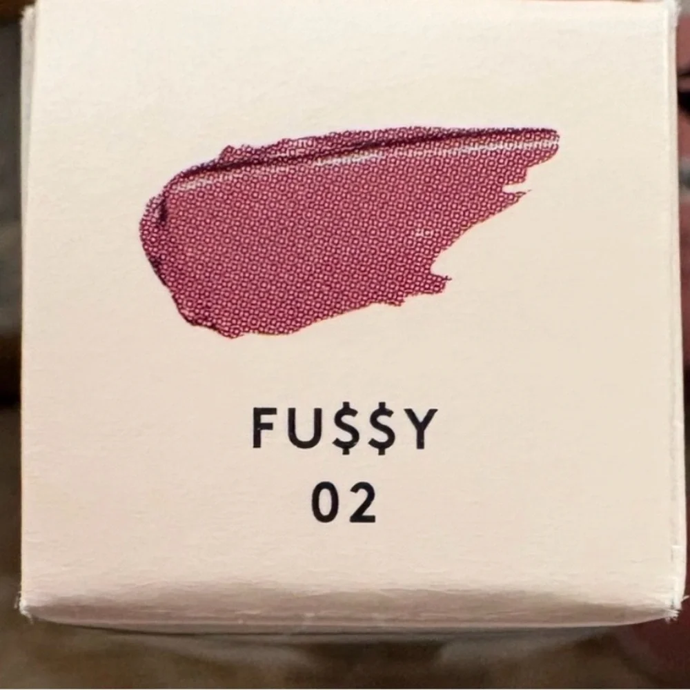 Fenty Beauty Gloss Bomb in Fussy - Sparkling Dusty Pink